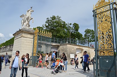 West gate from the square to the Tuileries Garden
