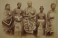 Five women in traditional Marshallese clothing