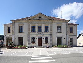 The town hall in La Chaux