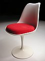 In 1956, Knoll introduced Eero Saarinen's tulip chairs and pedestal table.