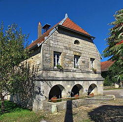 The town hall in Mérey-Vieilley