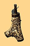 Powder flask (Mid-16th century)