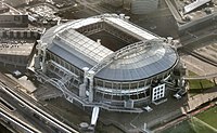 Johan-Cruyff-Arena in Amsterdam, Vogelperspektive bei sonnigem Wetter