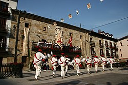 During the 2008 Moorish Parade Antzuola