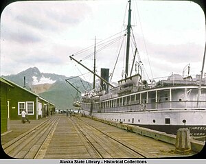 Landing of S.S. Northwestern from Alaska and warehouses - Seward dock