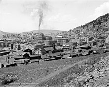 Gold mine in Victor, Colorado, around 1900