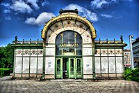 Karlsplatz, Wien (1900): Zugangspavillon im Secessionsstil Entwurf: Otto Wagner