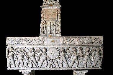 Roman sarcophagus, c. 160 AD, marble, Vatican Museums, Rome, Italy
