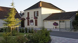 The town hall in Les Grandes-Loges