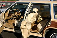 1982 Ford Country Squire, front and rear seats (outside view)