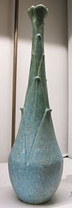 Ceramic vase by Edmond Lachenal (1902)