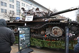 Von ukrainischen Streitkräften zerstörter russischer Panzer T-72