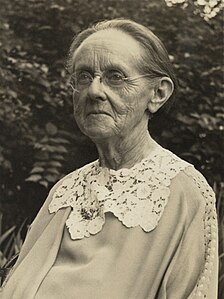 Alice Locke Park, Californian suffragette, delegate to International Women's Congress for Peace and Freedom at the Hague in 1915.