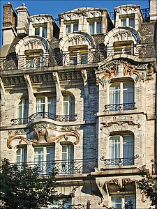 Upper facade of the Ceramic Hotel (1904)