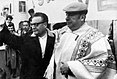 Pablo Neruda (rechts) mit Salvador Allende