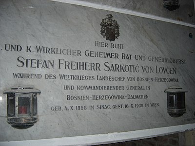 Sargwandnische auf dem Wiener Zentralfriedhof (Grab Stephan Sarkotić von Lovćen)