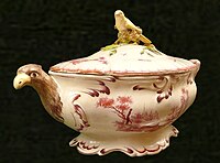 Terrine dish, traditional Niderviller monochrome in pink, c. 1760