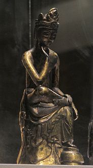 Meditierender Bodhisattva. Zeit der drei Königreiche, 7. Jhr., Königreich Baekje. Vergoldete Bronze, H. 15,5 cm.