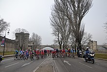 The peloton in Avignon