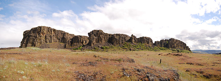Horsethief Butte, near The Dalles