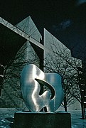 Hans Arp, 1977, Oriform, stainless steel, Hirshorn Museum, Washington