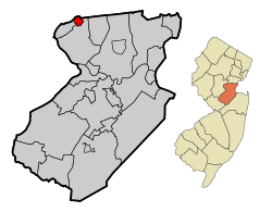 Location of Dunellen in Middlesex County highlighted in red (left). Inset map: Location of Middlesex County in New Jersey highlighted in orange (right).