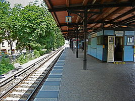 Bahnsteig des Bahnhofs Friedenau