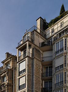 Reinforced concrete and ceramic house by Auguste Perret at 25 bis Rue Franklin, 16th arr. (1904)
