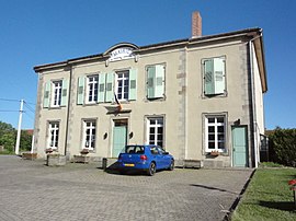 The town hall in Belles-Forêts