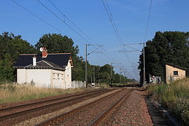 Saint-Clément-des-Levées railway station