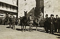 Brig. Gen Watson, Lieut. Col Bailey & the Mayor at the Jaffa Gate (Jerusalem, 1917)