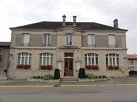 The town hall in Aubréville