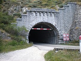 The entrance to the Tunnel du Roux