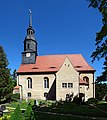 Dorfkirche Niederrödern (mit Ausstattung), Kirchhof mit Einfriedung und Denkmal für die Gefallenen des Ersten Weltkrieges