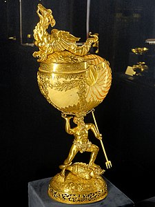 A nautilus figure mounted on a cup, made of gilded silver (Germany, beginning of 17th century)