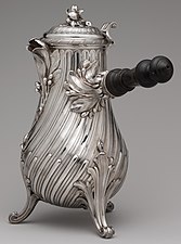 Coffeepot, decorated with foliage; 1757; silver; height: 29.5 cm; Metropolitan Museum of Art, New York