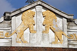 Supreme Works 186 Soho Hill - Bloye - Lion Pediment lions
