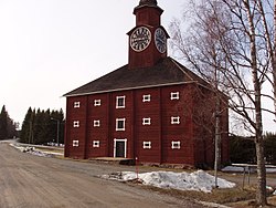 The grain storehouse with bell tower of Jokioinen Estates