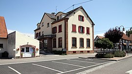 The town hall in Leutenheim