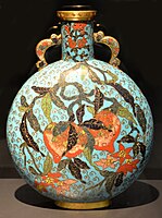 Pilgrim flask decorated with peaches and pomegranates; Ming dynasty, 1st half of 17th century, Museum Rietberg, Zurich
