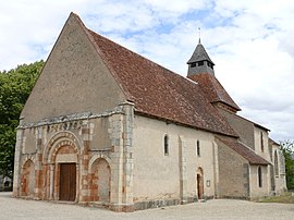 The church of Saint-Julien, in Osmery