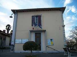 The town hall in Labarthe-Rivière