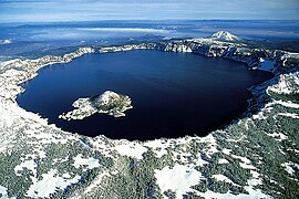 Crater Lake in Oregon, US