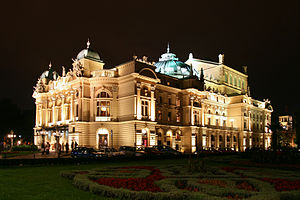Juliusz Słowacki Theater in Kraków by night