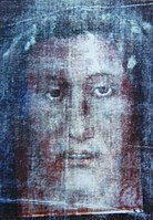 Superposition of the Veil of Manoppello on the negative of the Shroud of Turin