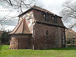 St. Petri (Bad Frankenhausen) mit Restmauerwerk einer größeren Vorgängerkirche aus dem 10. Jhd.