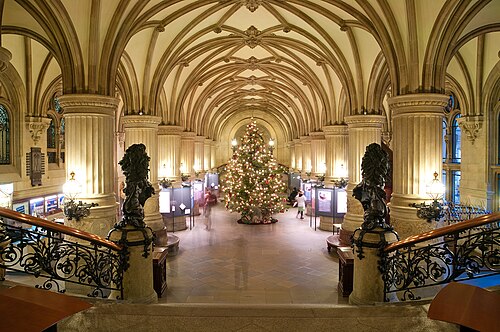 Christmas tree in the town hall of Hamburg