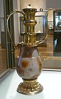 A vase made of gem and hard stone; an ewer