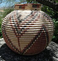 Seri Indian pot-shaped basket (Northern Mexico)