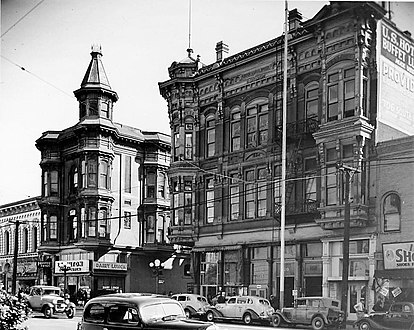 Main and Requena: United States Hotel right, Victorian 200–202 N. Main at left (Southern Pacific ticket office in 1888)